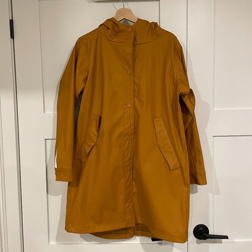 Rain coat